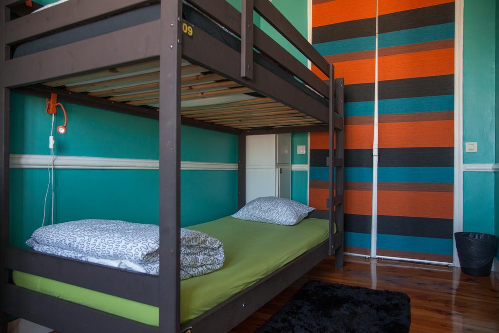Hostel Graca 28 Lisbon Bilik gambar