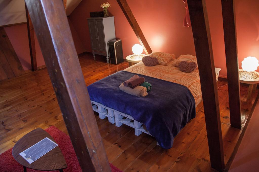 Hostel Graca 28 Lisbon Bilik gambar