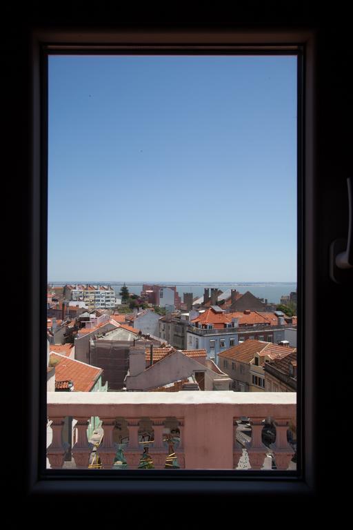 Hostel Graca 28 Lisbon Bilik gambar