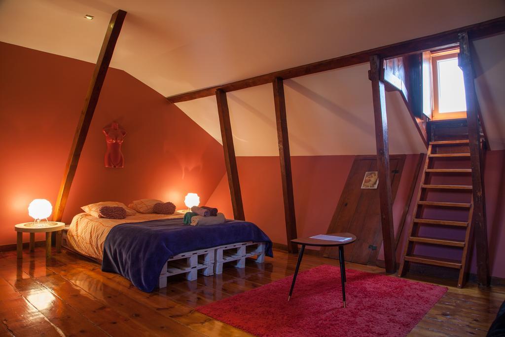 Hostel Graca 28 Lisbon Bilik gambar