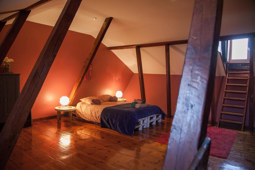 Hostel Graca 28 Lisbon Bilik gambar