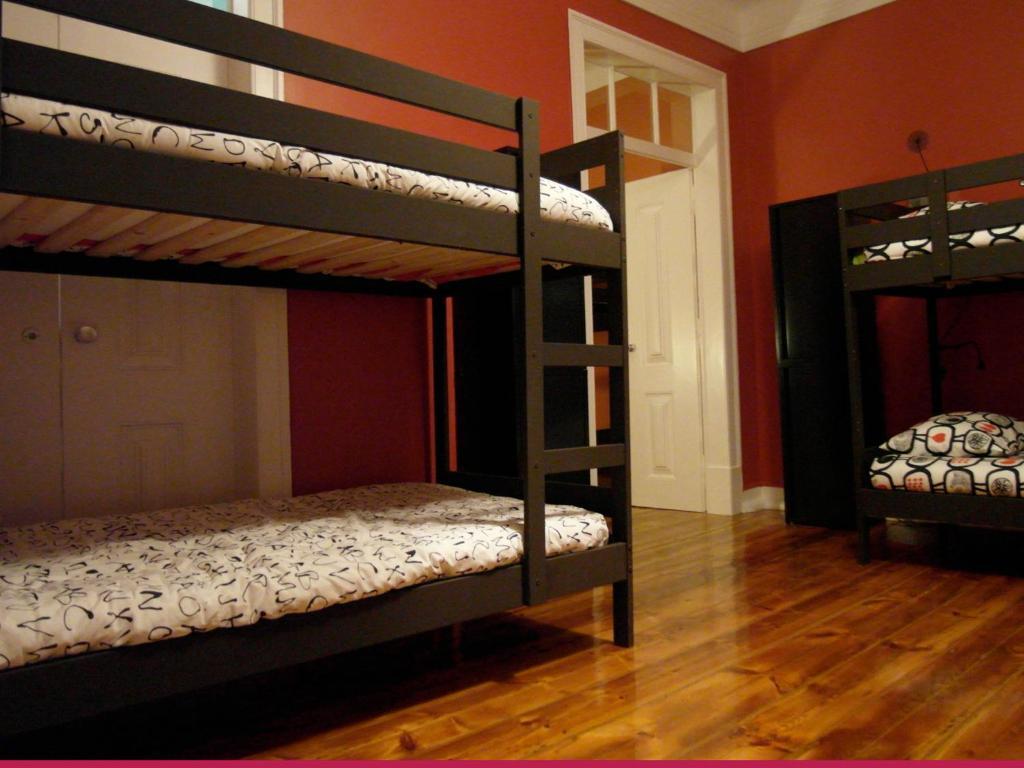Hostel Graca 28 Lisbon Bilik gambar