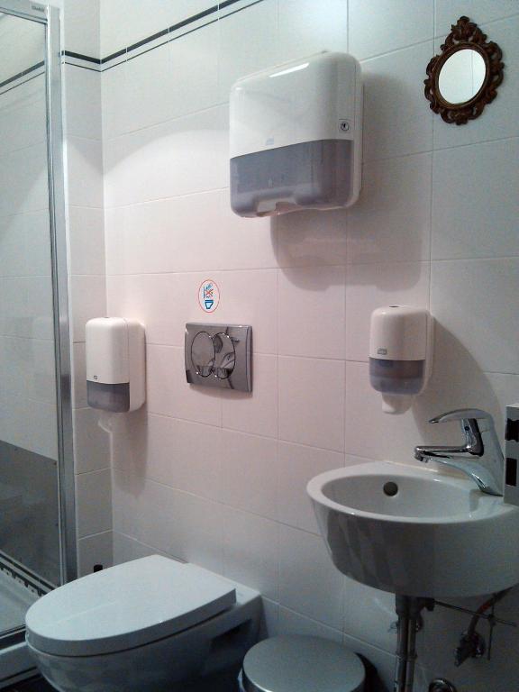 Hostel Graca 28 Lisbon Luaran gambar