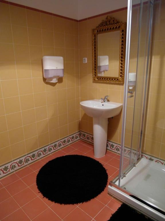 Hostel Graca 28 Lisbon Luaran gambar