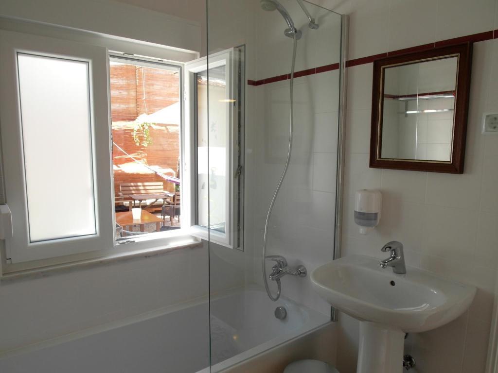 Hostel Graca 28 Lisbon Luaran gambar